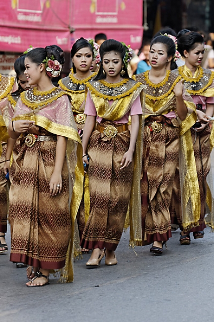 Lopburi King Narai fair-030